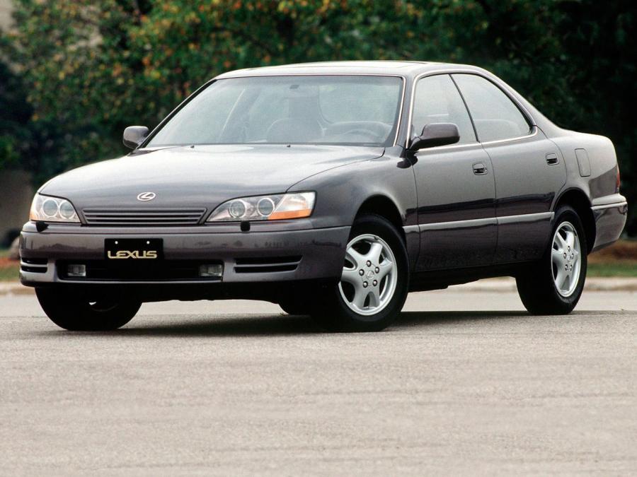  Lexus ES300 (XV10) 1995 года  (фото 8 из 8)